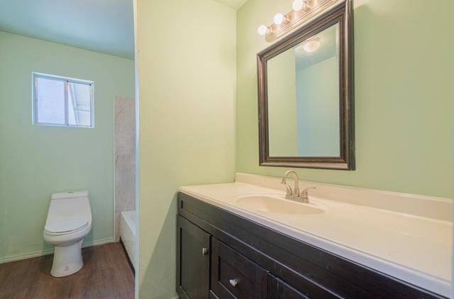 3114 Flower Circle, Marina CA: https://media.crmls.org/mediaz/723d6595-9b0d-4a0f-a718-21e093131a11.jpg
