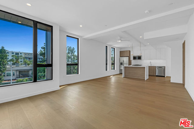 1257 North Detroit Street, 301 photo 7