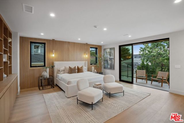 12041 Marine Street, Los Angeles CA: https://media.crmls.org/mediaz/723e6b27-913c-4d94-92e3-5ffa43fc0524.jpg