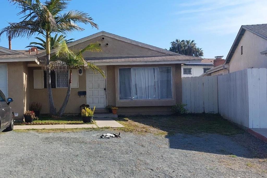 908 Arrecife Ct