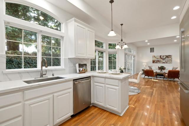 Image 11 of 37 For 829 Moraga Drive