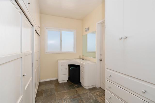 9226 Briercrest Dr, La Mesa CA: https://media.crmls.org/mediaz/7240b6e6-1d8e-4f76-ab8f-200ac9f396a1.jpg
