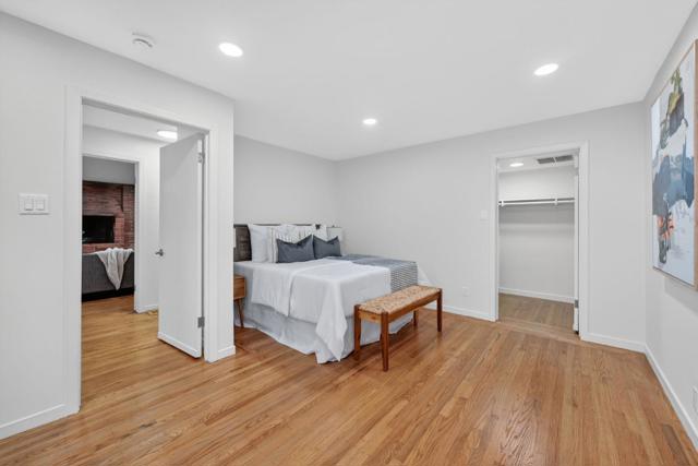 72 Cresta Vista Drive, San Francisco CA: https://media.crmls.org/mediaz/7241f84f-3cd4-4a9c-87ff-c5a740f2e68a.jpg