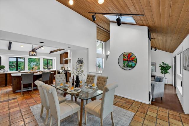 15098 Elm, Monte Sereno CA: https://media.crmls.org/mediaz/7243400b-864b-4d40-b051-920be004aa09.jpg