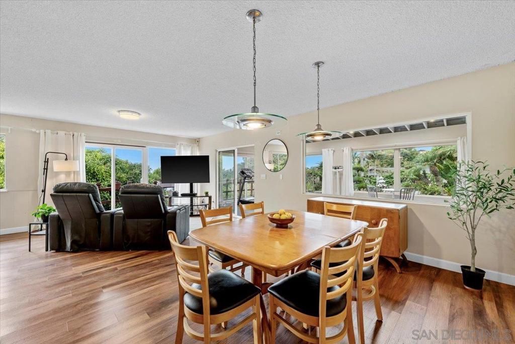 MLS #250041123SD image #34