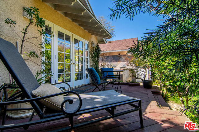 3200 Federal Avenue, Los Angeles CA: https://media.crmls.org/mediaz/72448143-c62a-46d5-8814-98152477dbf4.jpg