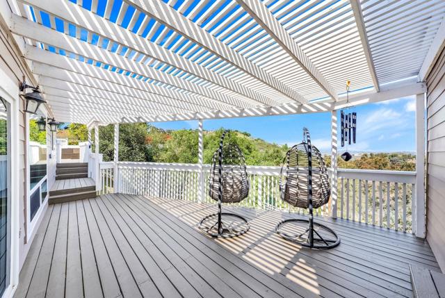 14027 Jamul Dr, Jamul CA: https://media.crmls.org/mediaz/7245191d-72a8-404a-8c39-45d26ac84390.jpg