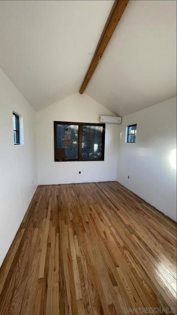 366 Palm Ave, Chula Vista CA: https://media.crmls.org/mediaz/72454f2d-7f83-4df3-9c90-410b2a1239da.jpg