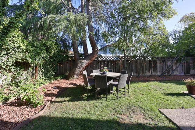 3239 Pinot Blanc Way, San Jose CA: https://media.crmls.org/mediaz/724630a4-7983-4149-bf24-8fbfa15a535b.jpg