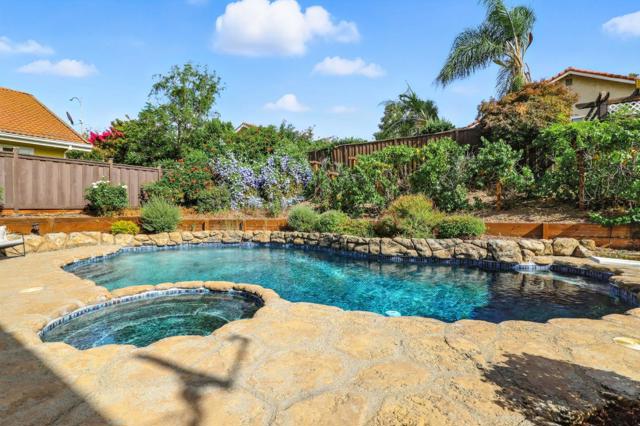 3484 Clover Oak Drive, San Jose CA: https://media.crmls.org/mediaz/7246cb37-5373-4290-b2fb-2a235d4dc95e.jpg
