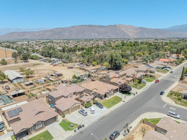 2127 Roanoke Street, San Jacinto CA: https://media.crmls.org/mediaz/72470b34-7ea3-4002-8f4e-94c46e68a73a.jpg