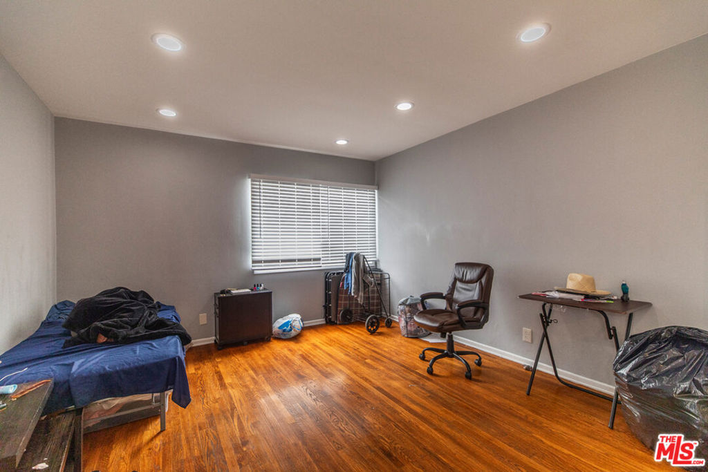 MLS #25547229 img 32