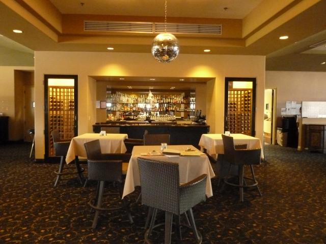 1707 Via San Martino, Palm Desert CA: https://media.crmls.org/mediaz/7248f61f-0966-4101-9100-7e8e579561d6.jpg