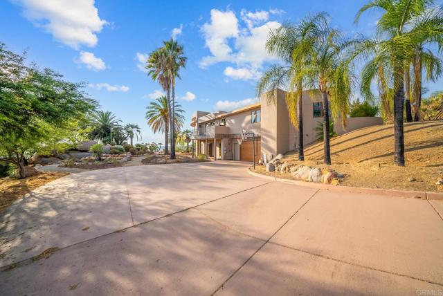 Image 25 of 75 For 14949 Presilla Dr