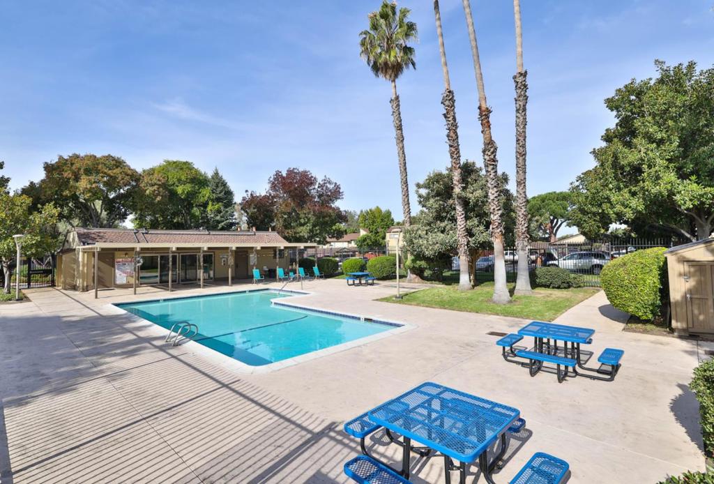 724Ae316 185A 437D 9Db8 3238Dab7C49D 1909 Landess Avenue, Milpitas, Ca 95035 &Lt;Span Style='BackgroundColor:transparent;Padding:0Px;'&Gt; &Lt;Small&Gt; &Lt;I&Gt; &Lt;/I&Gt; &Lt;/Small&Gt;&Lt;/Span&Gt;