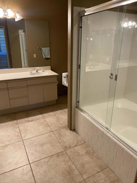 54673 Oakhill, La Quinta CA: https://media.crmls.org/mediaz/724b6f38-7d9c-4fd7-942b-2eb6d15dd80f.jpg