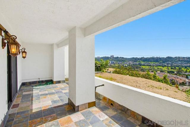 1366 Camino Lujan, San Diego CA: https://media.crmls.org/mediaz/724ba2c8-4bc0-4587-b9a0-44e542f697a2.jpg