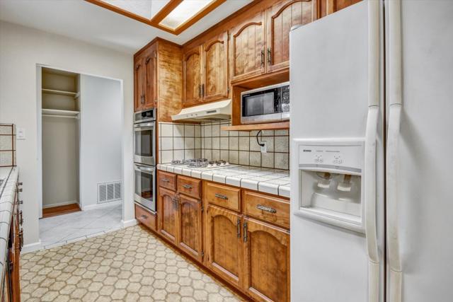 1543 Willowbrook Drive, San Jose CA: https://media.crmls.org/mediaz/724c0e55-4a88-41cf-8703-c4778c0457b8.jpg