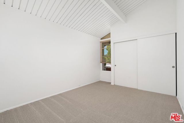 2276 Westridge Road, Los Angeles CA: https://media.crmls.org/mediaz/724c58de-2330-4c02-96ac-31b2b569fcc2.jpg