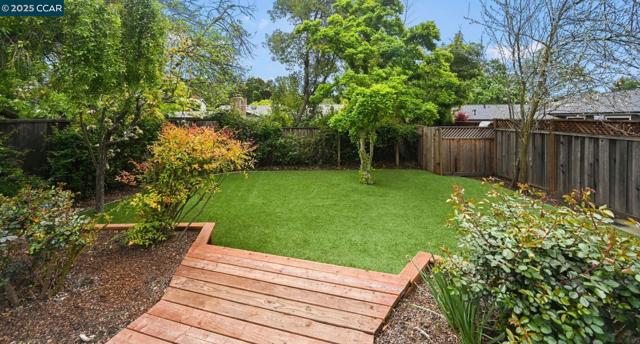 3231 Quandt Rd, Lafayette CA: https://media.crmls.org/mediaz/724cd79f-bdae-4469-9d37-758fe853c99f.jpg