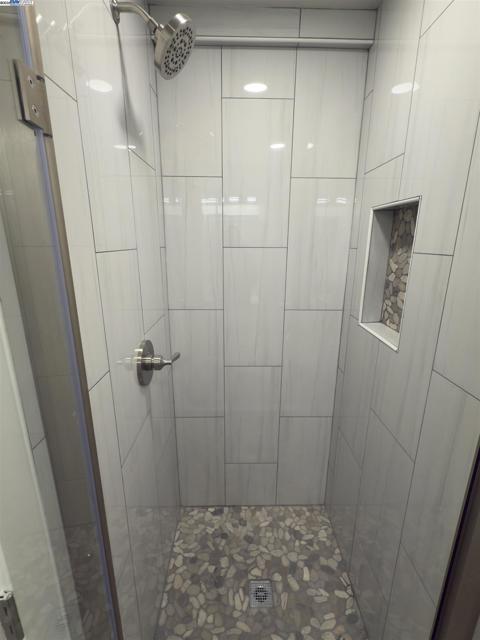 2809 Avalon Dr, Sacramento CA: https://media.crmls.org/mediaz/724da565-7255-4466-92ca-ddfdbbbb1793.jpg