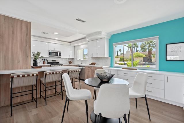 Image 16 of 39 For 72920 Somera Road