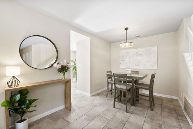 11781 Caminito De Las Missiones, San Diego CA: https://media.crmls.org/mediaz/72502abe-161d-432c-80b8-fbfda19da7b1.jpg