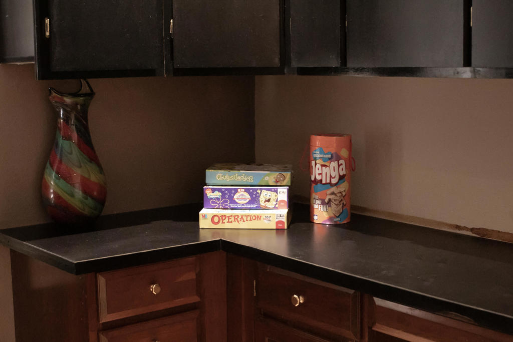 https://media.crmls.org/mediaz/725067d8-8241-4242-a84b-8c670fb3831d.jpg?preset=X-Large