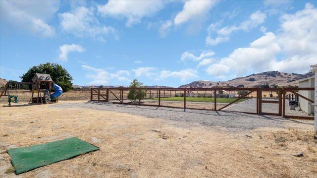 Image 37 of 49 For 352 Cowden Road