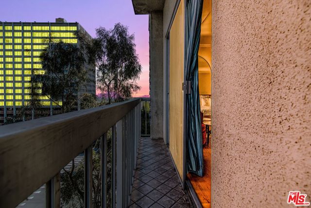 10751 Wilshire Boulevard, 801 photo 10