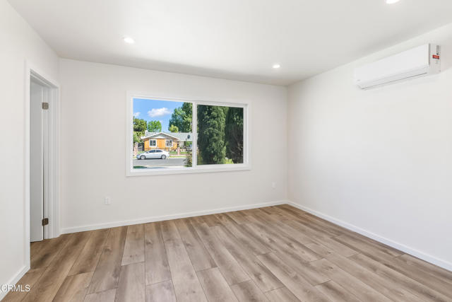8751 Odessa Avenue, North Hills CA: https://media.crmls.org/mediaz/7250e96c-c59f-42f1-acd1-843c8c9a2222.jpg