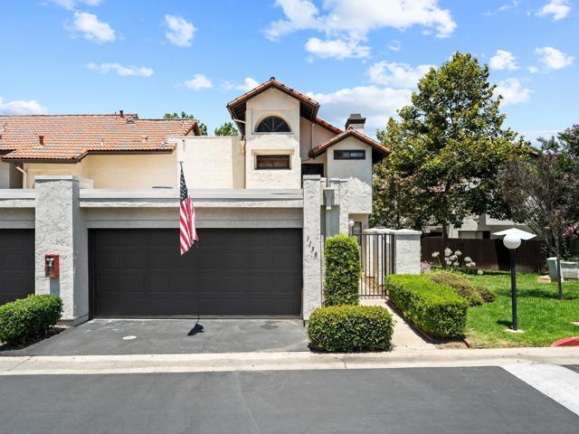 1138 Via Loma Vista, El Cajon CA: https://media.crmls.org/mediaz/725170d2-589d-4fcd-92df-e6793912e465.jpg