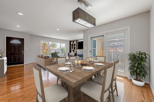 520 Topaz Street, Redwood City CA: https://media.crmls.org/mediaz/72526806-dc2a-4025-85da-670f0c68ce65.jpg