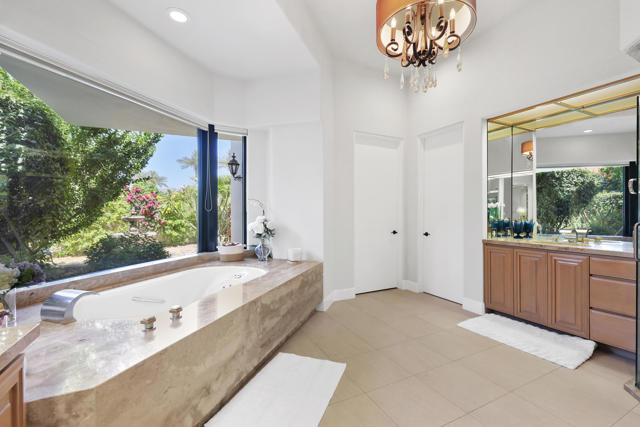79455 Briarwood, La Quinta CA: https://media.crmls.org/mediaz/7253100e-ac2a-4745-a393-7b45d0dda2ed.jpg
