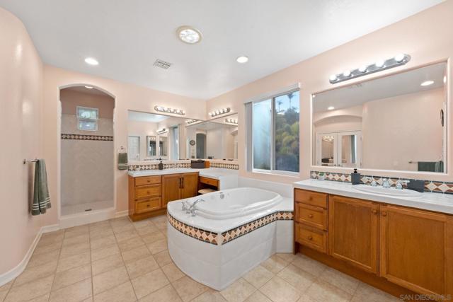 Image 47 of 69 For 11766 Treadwell Dr