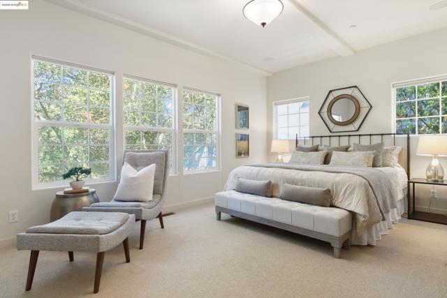 50 Pine Hills Ct, Oakland CA: https://media.crmls.org/mediaz/7256090b-2e28-4733-ba73-ca06479d62ea.jpg