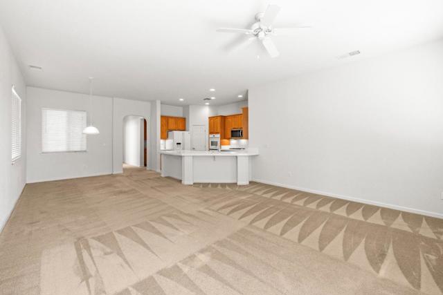 4700 Coppola Circle, Elk Grove CA: https://media.crmls.org/mediaz/725661f0-f567-4aeb-a2a1-e9766fad5f9a.jpg