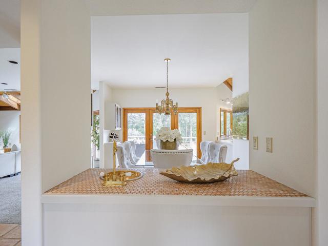 1125 Sumner Avenue, Aptos CA: https://media.crmls.org/mediaz/7256b919-4d25-4a0e-8d0a-b59f76fb3530.jpg