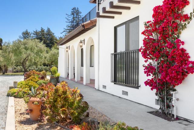 3357 Chardonnay Road, Soquel CA: https://media.crmls.org/mediaz/72582ac6-ca36-414d-a29d-4e839f58a8dd.jpg