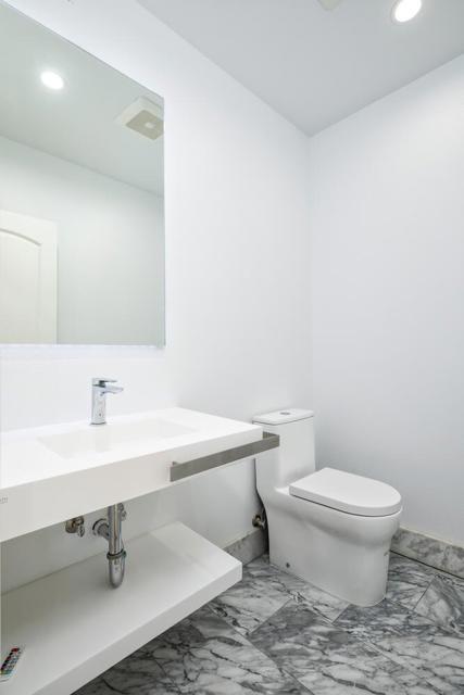 333 Raymundo Drive, Woodside CA: https://media.crmls.org/mediaz/7258f1b6-6648-4d08-81bc-c1b156c97fb4.jpg