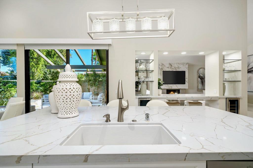 MLS #219143005DA image #16