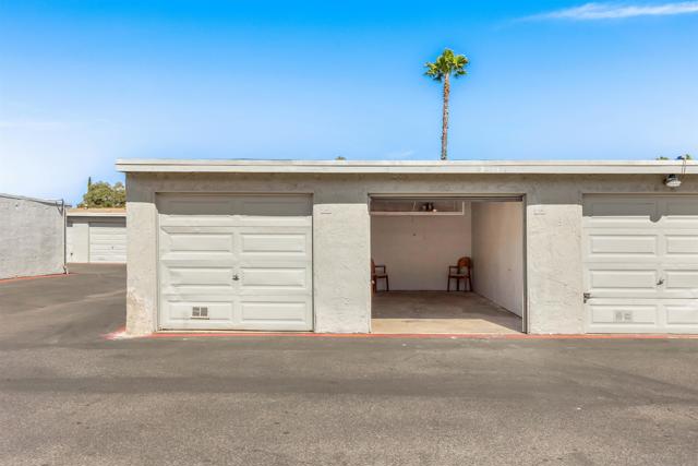 1240 N Broadway, Escondido CA: https://media.crmls.org/mediaz/725aada7-0b22-4b13-b5dc-0fe8717d6146.jpg