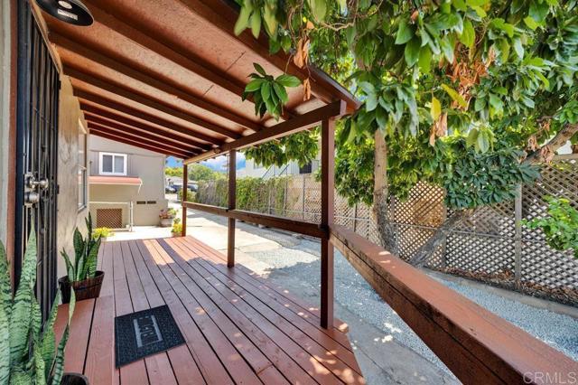 Detail Gallery Image 28 of 60 For 9015 9017 Campo Rd, Spring Valley,  CA 91977 - 6 Beds | 4 Baths