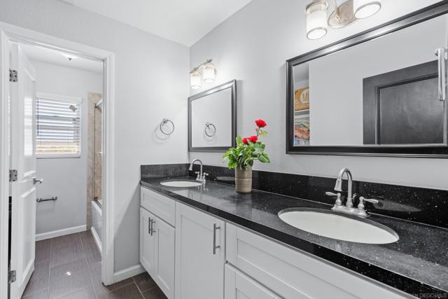 2167 Sunset Drive, Escondido CA: https://media.crmls.org/mediaz/725ba922-2b2a-4041-a745-72381dde5c58.jpg