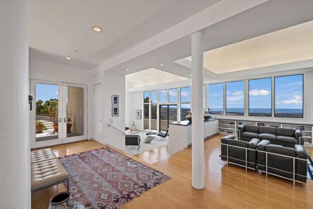 10450 Saddle Road, Monterey CA: https://media.crmls.org/mediaz/725bdc9b-fe40-4e3d-8ec0-7a121982faa8.jpg