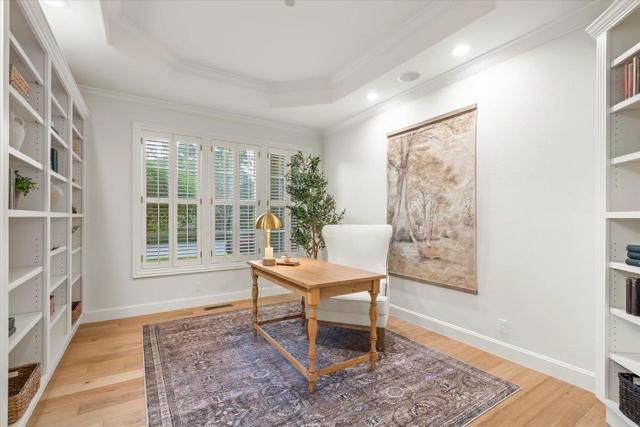 1750 Vista Del Sur, Gilroy CA: https://media.crmls.org/mediaz/725c7e99-87f2-415e-b35f-982c616765ff.jpg