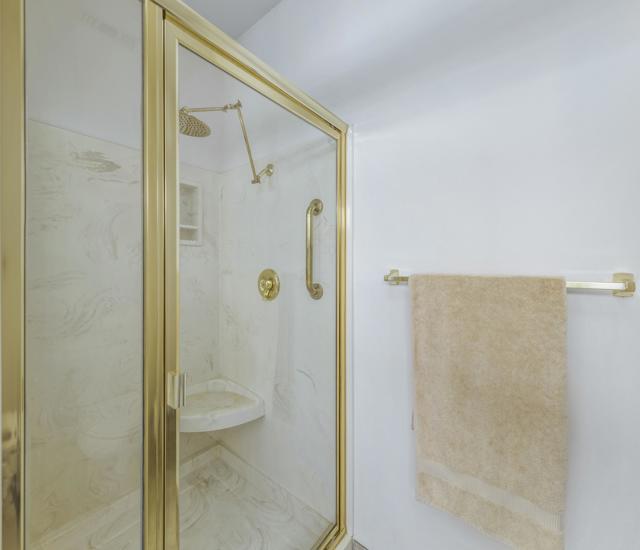 38129 Grand Oaks Avenue Avenue, Palm Desert CA: https://media.crmls.org/mediaz/725dc935-d46c-466e-8b98-8825906dd4ab.jpg