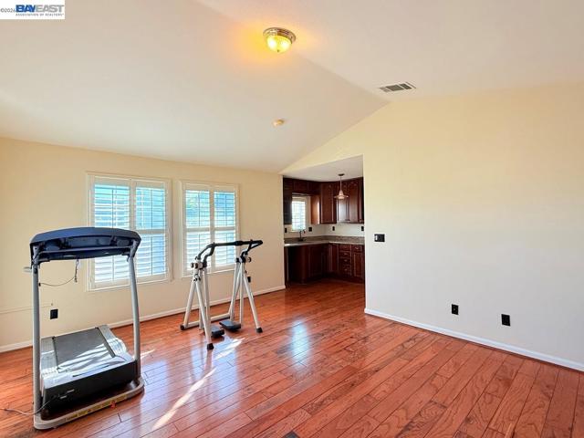 Image 42 of 60 For 3329 Lair Way