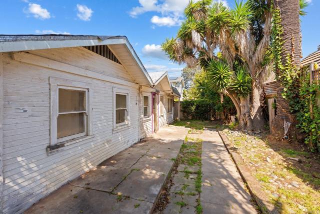 Detail Gallery Image 2 of 16 For 940 Hermes Ave, Encinitas,  CA 92024 - 2 Beds | 1 Baths