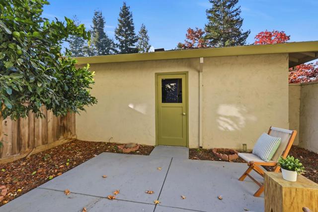 540 Valley Forge Way, Campbell CA: https://media.crmls.org/mediaz/725fd5ba-3d4a-49df-8332-75c4e0430236.jpg